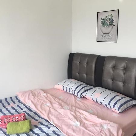 Orked Bellina, 3 Bedroom Apartment, Near Pantai Batu Burok, Netflixwifiyoutube Kuala Terengganu Luaran gambar